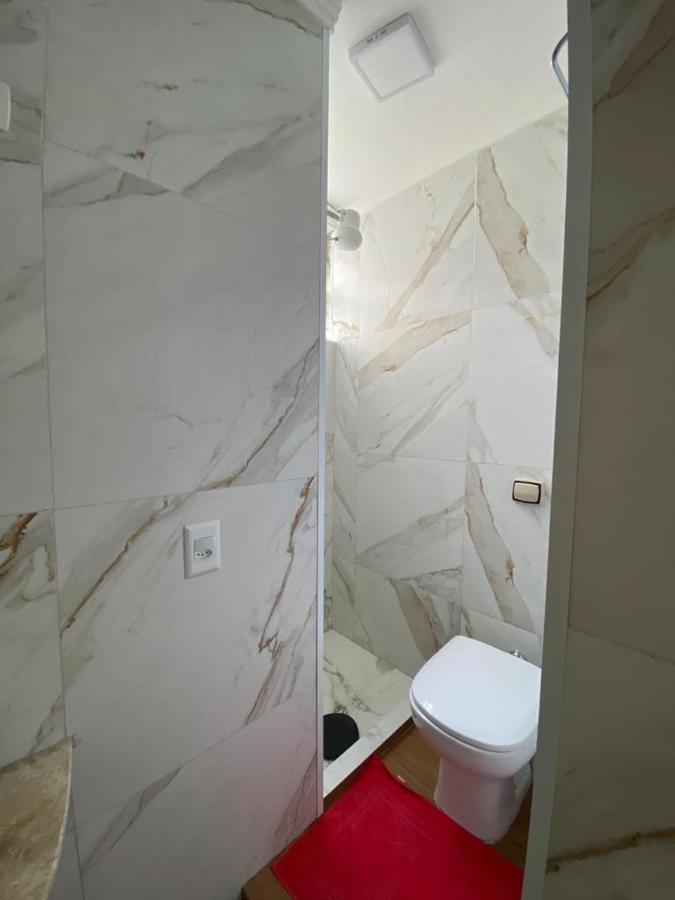 Apartamento Guaruja Pitangueiras 50 Metros Da Praia. Bagian luar foto